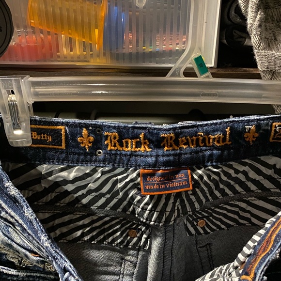 SOLD - Picture 4 of 5